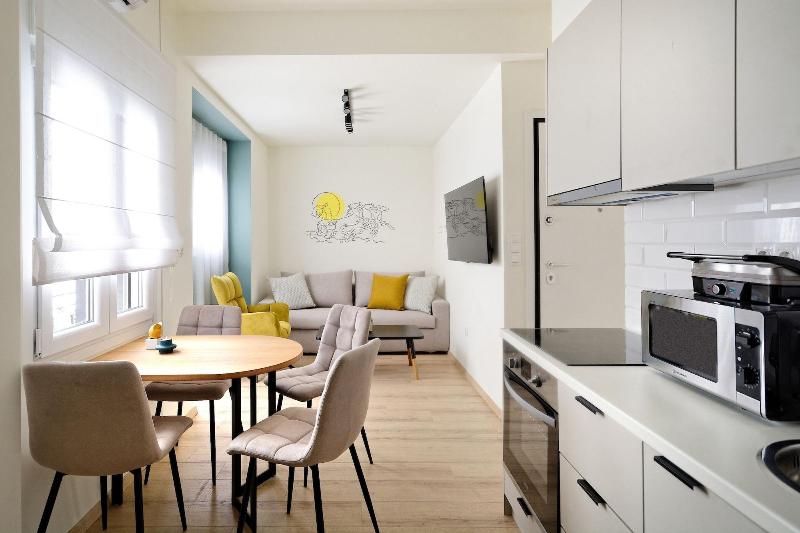 Eos Residence image
