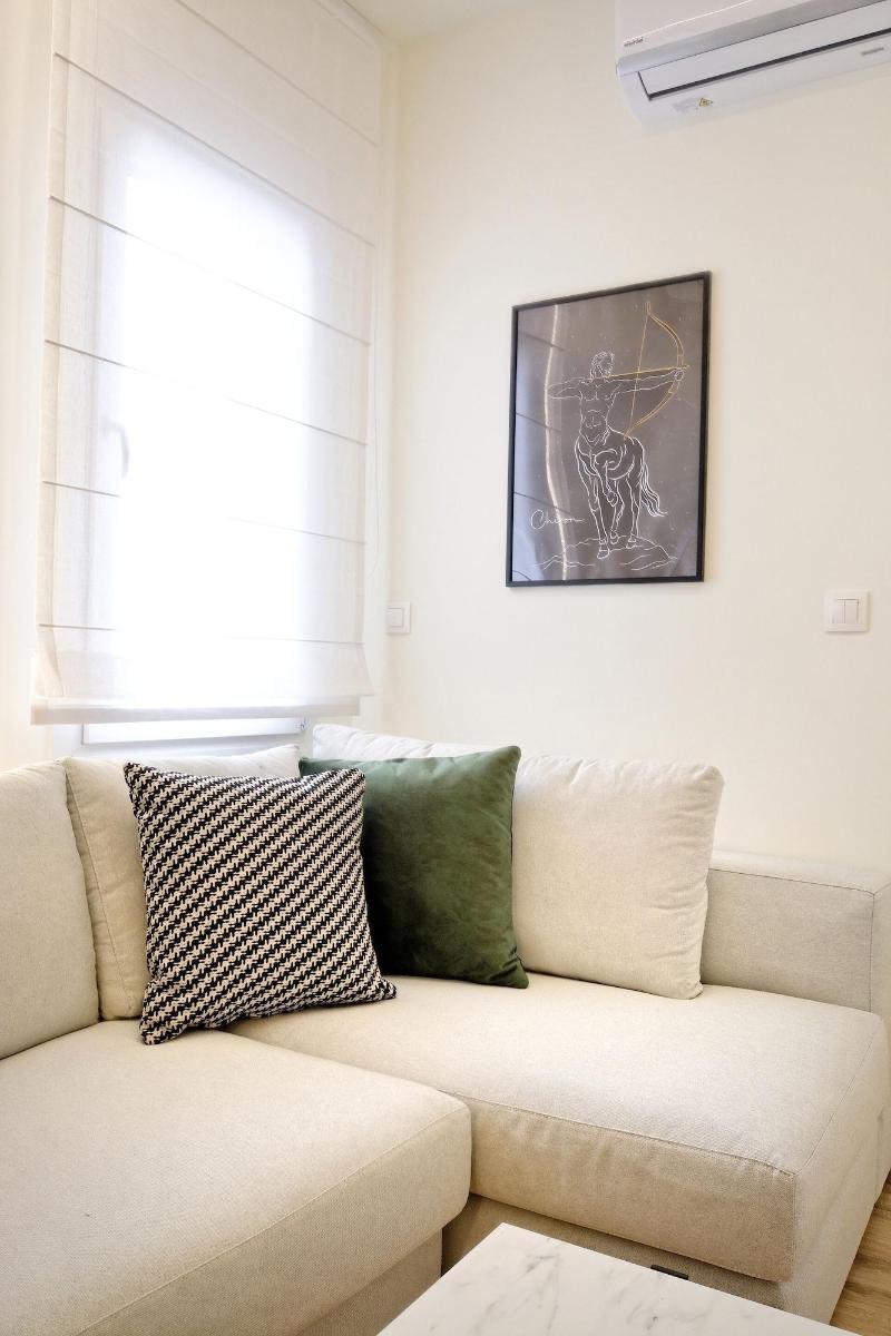 Eos Residence image
