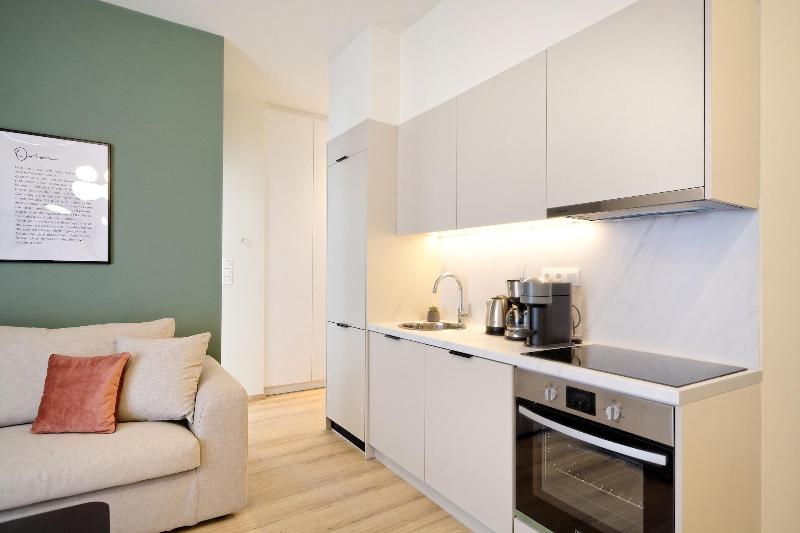 Eos Residence image