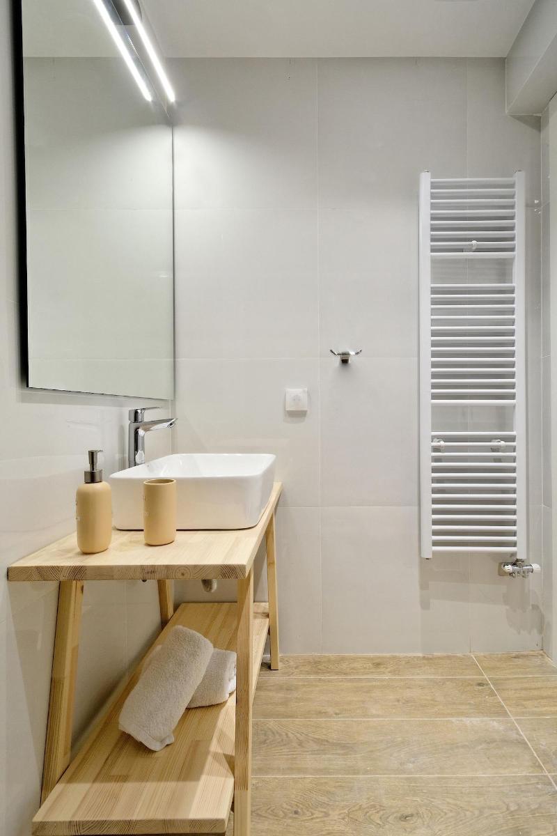 Eos Residence image