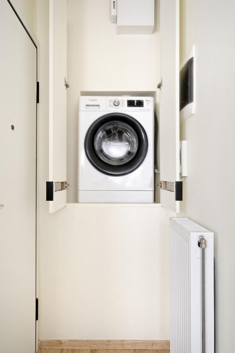 Eos Residence image