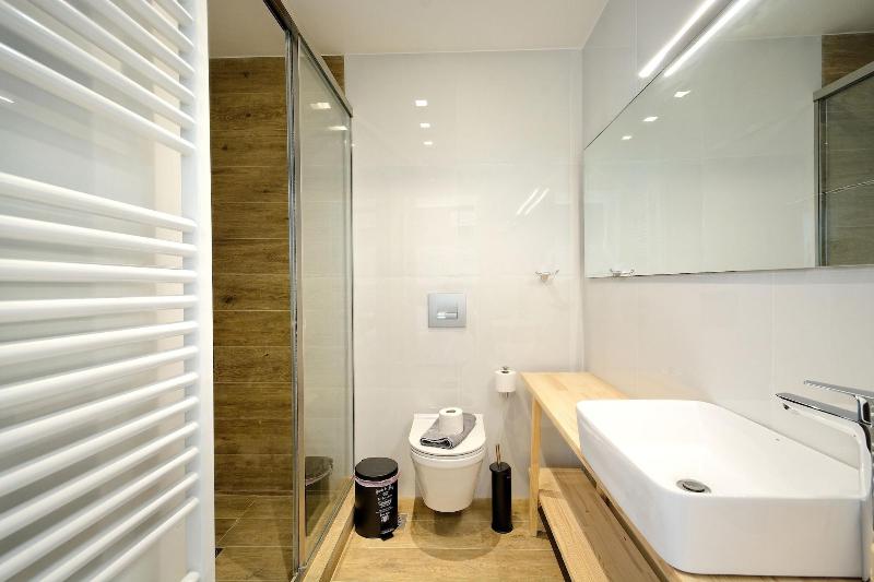 Eos Residence image