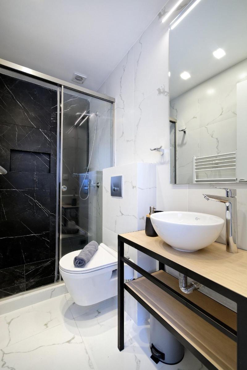 Eos Residence image