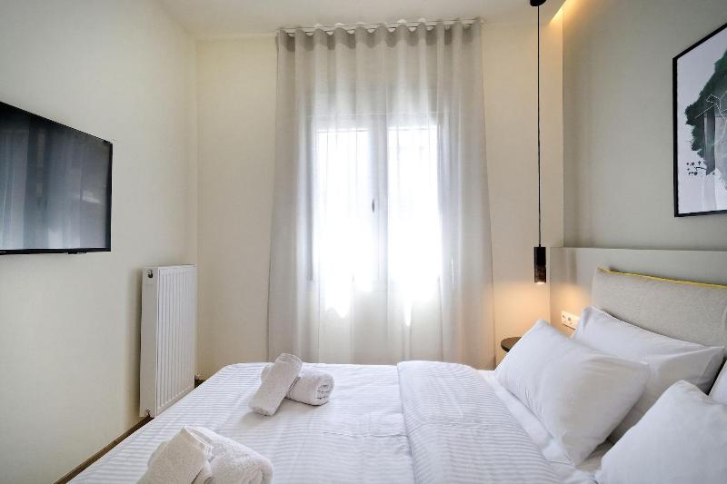 Eos Residence image