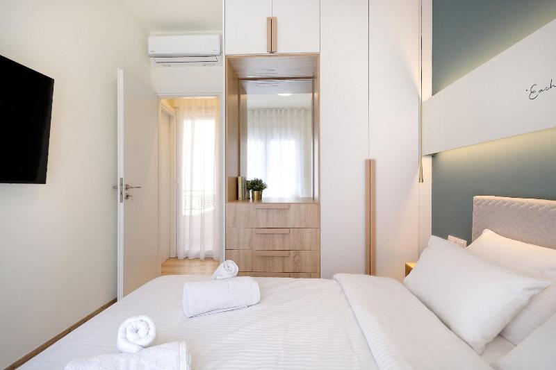 Eos Residence image