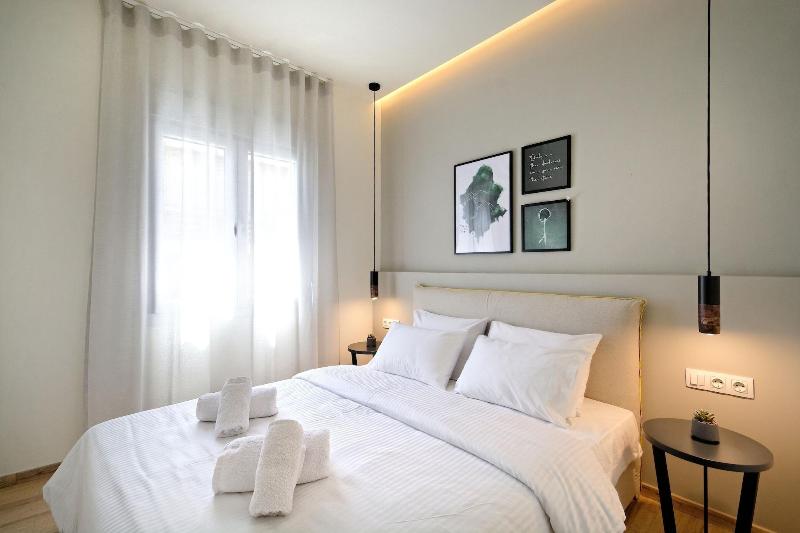 Eos Residence image