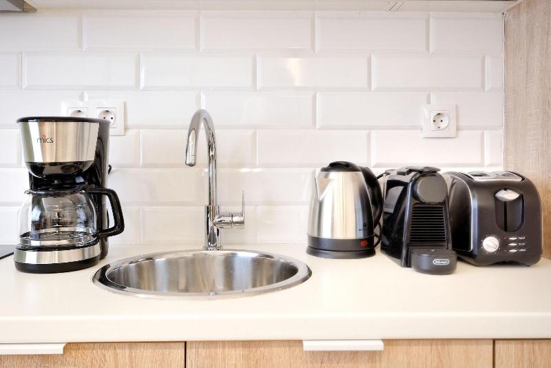 Eos Residence image