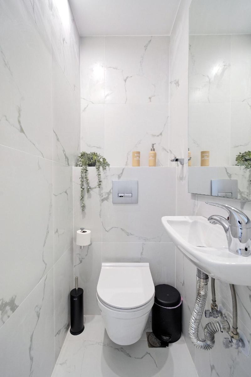 Eos Residence image