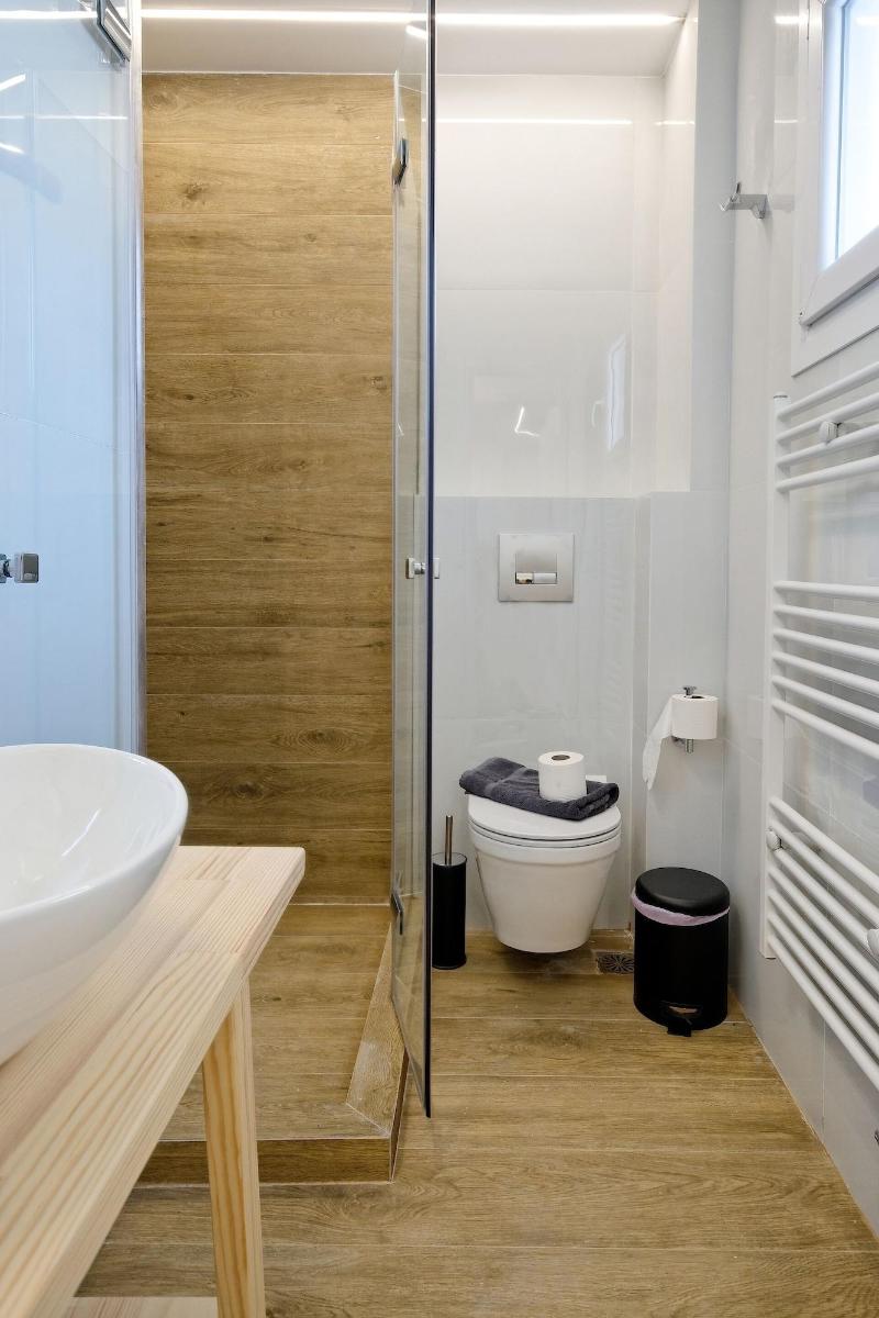Eos Residence image
