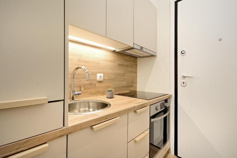 Eos Residence image
