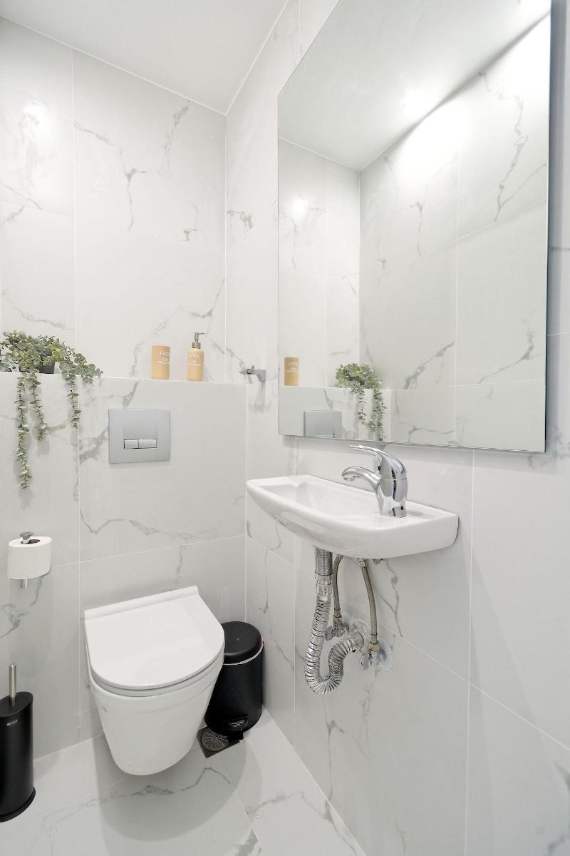Eos Residence image