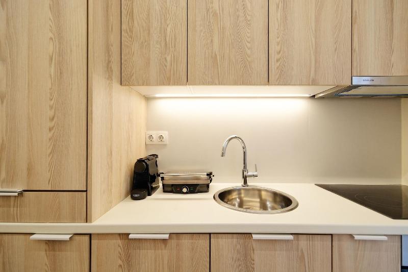 Eos Residence image