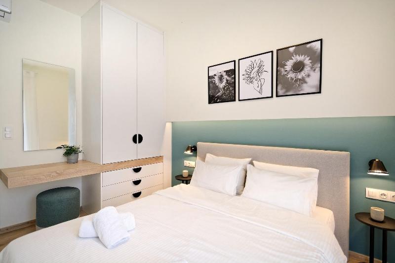 Eos Residence image