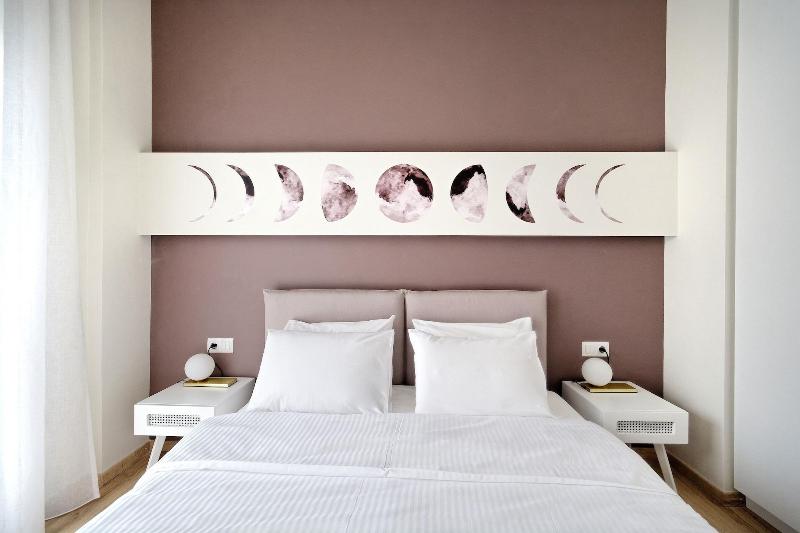 Eos Residence image