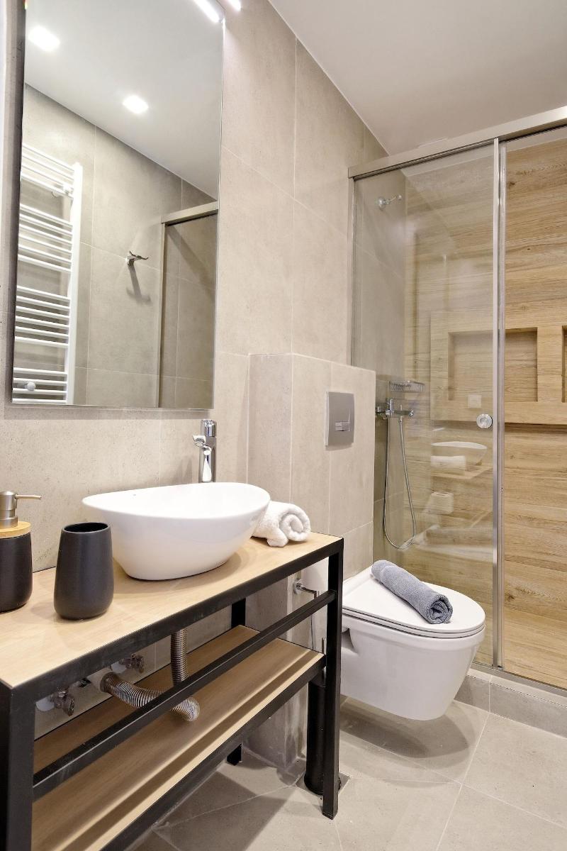 Eos Residence image