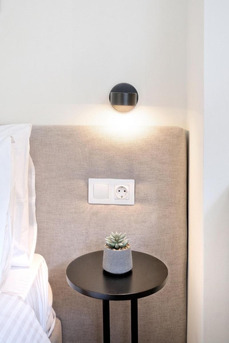 Eos Residence image