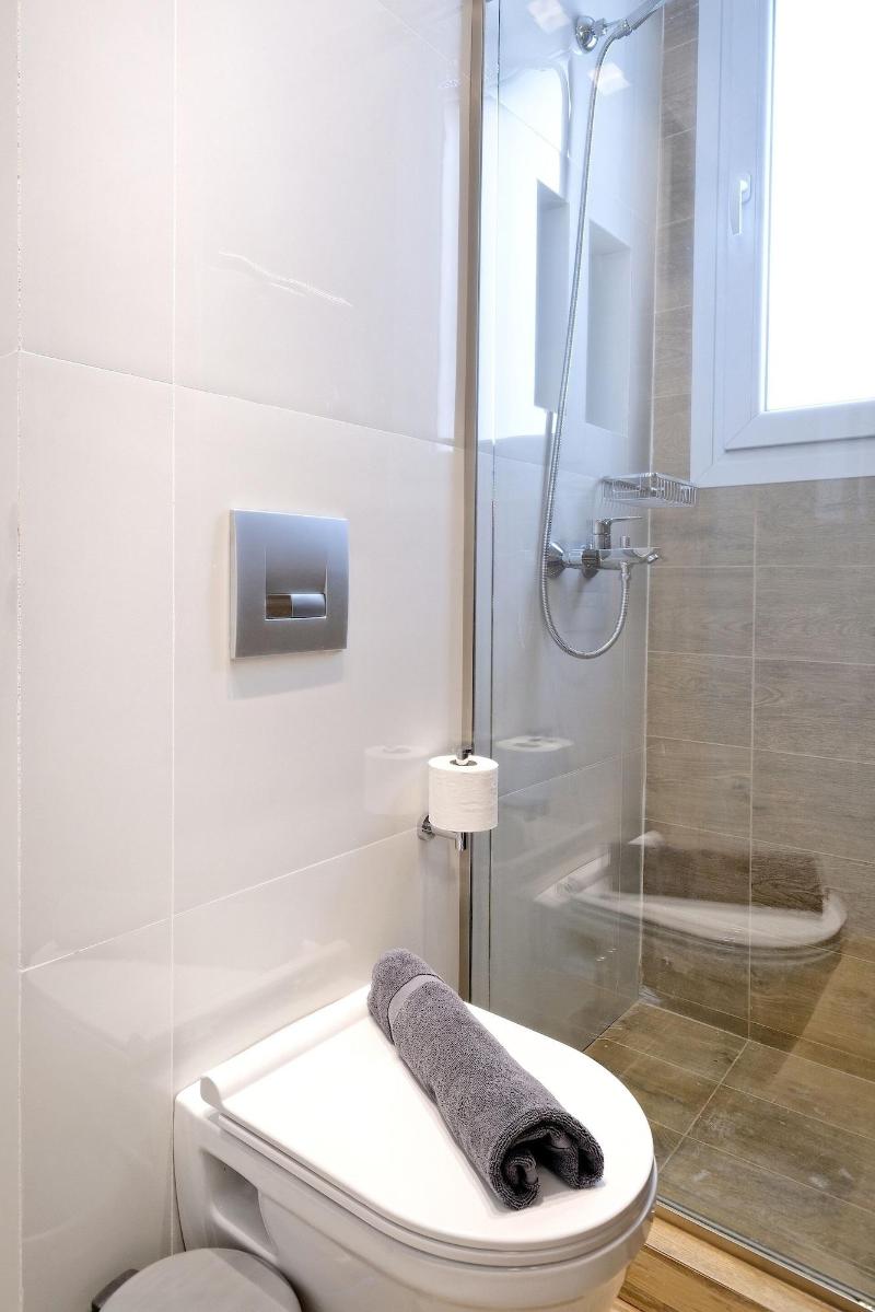 Eos Residence image