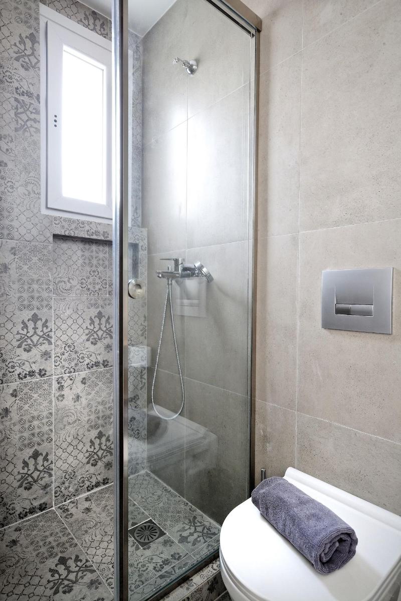 Eos Residence image