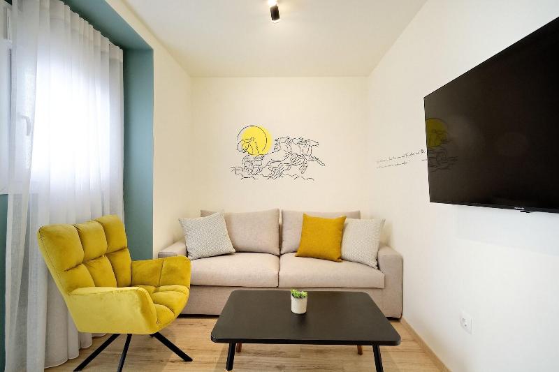 Eos Residence image
