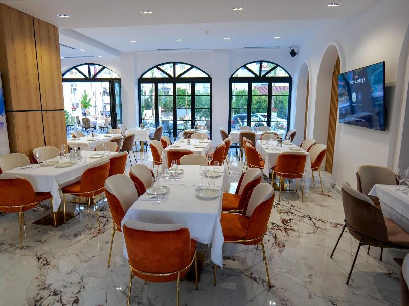 Chimaera Hotel image
