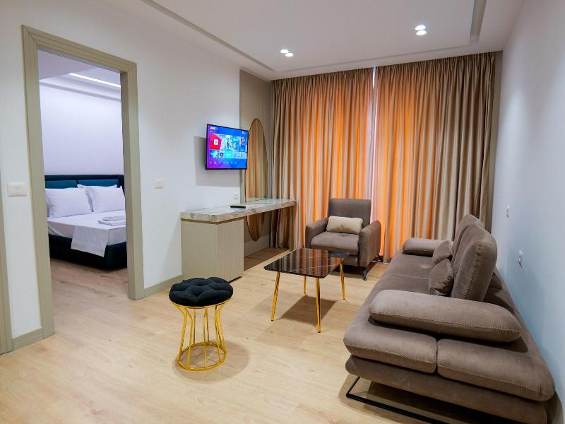 Chimaera Hotel image