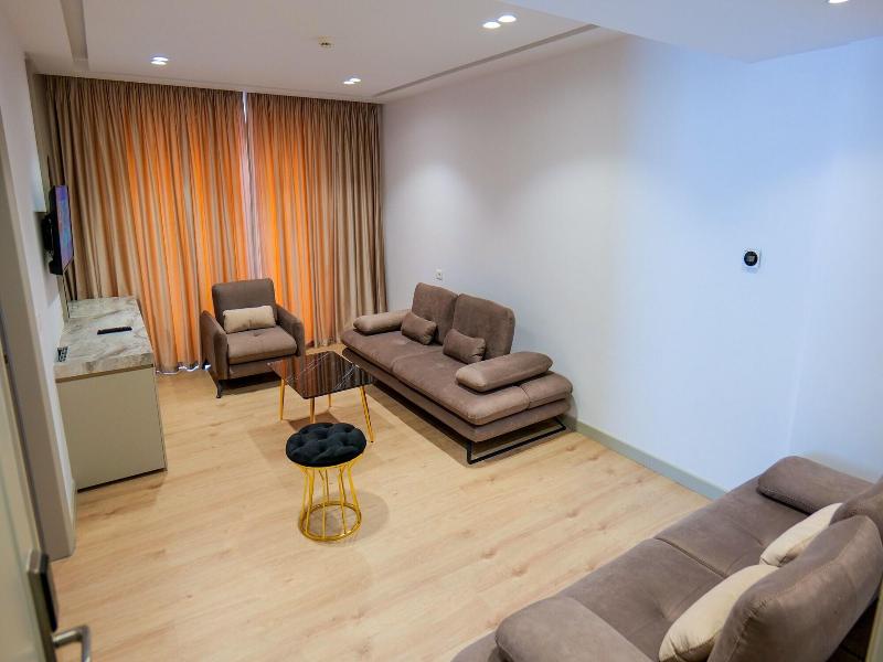 Chimaera Hotel image