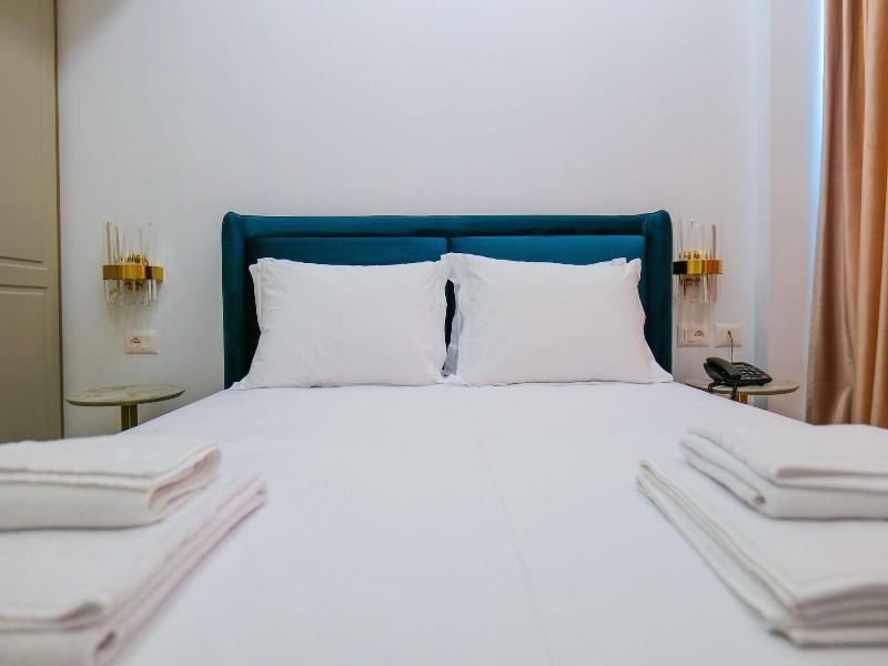 Chimaera Hotel image