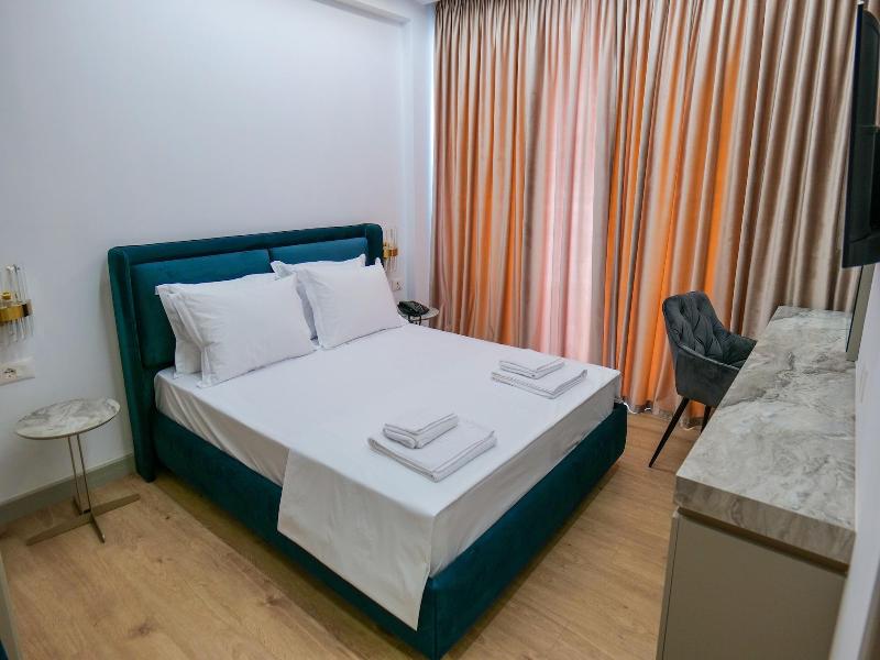 Chimaera Hotel image