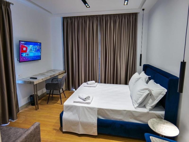 Chimaera Hotel image