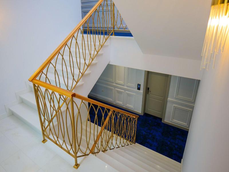 Chimaera Hotel image
