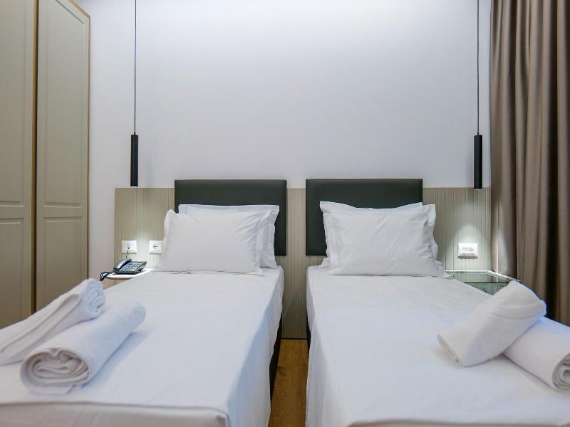 Chimaera Hotel image