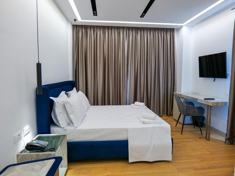 Chimaera Hotel image