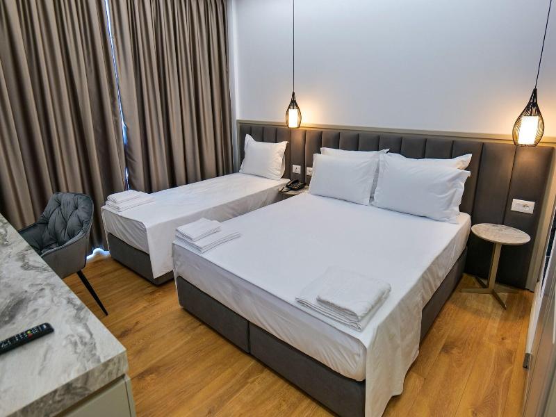 Chimaera Hotel image