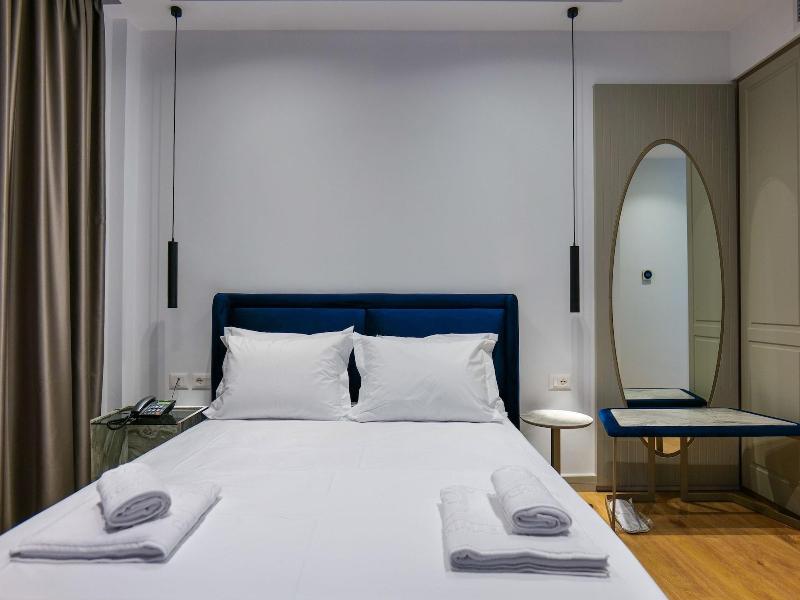 Chimaera Hotel image