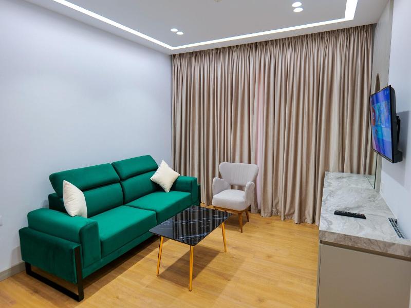 Chimaera Hotel image
