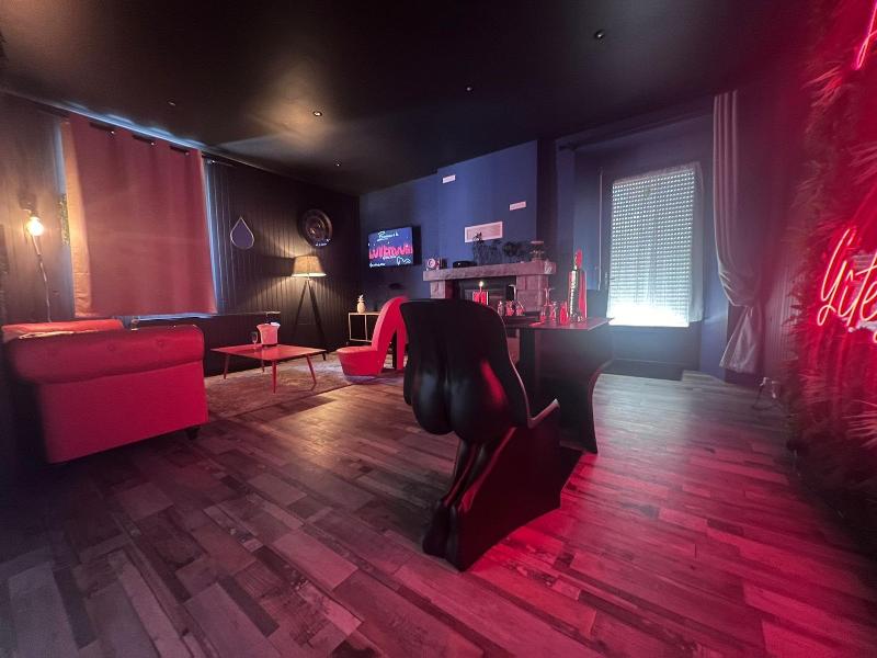 Loveroom By Ga Tes D Armor image