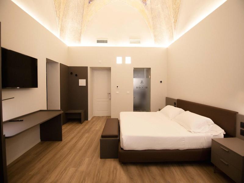 Palazzo Bellocchi Suites Apartments image