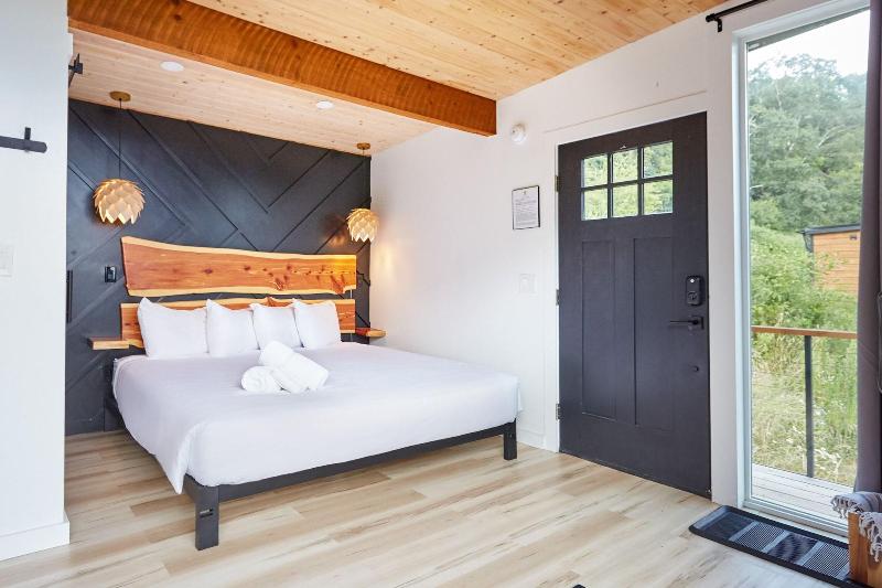 The Glamping Collective image