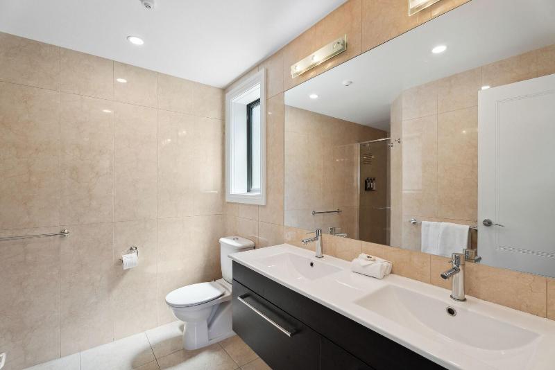 Spacious Unit With Views And Balcony image