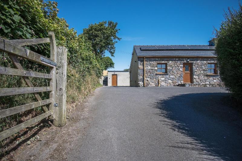 Anchor Well 2 Bedroom Ludchurch image