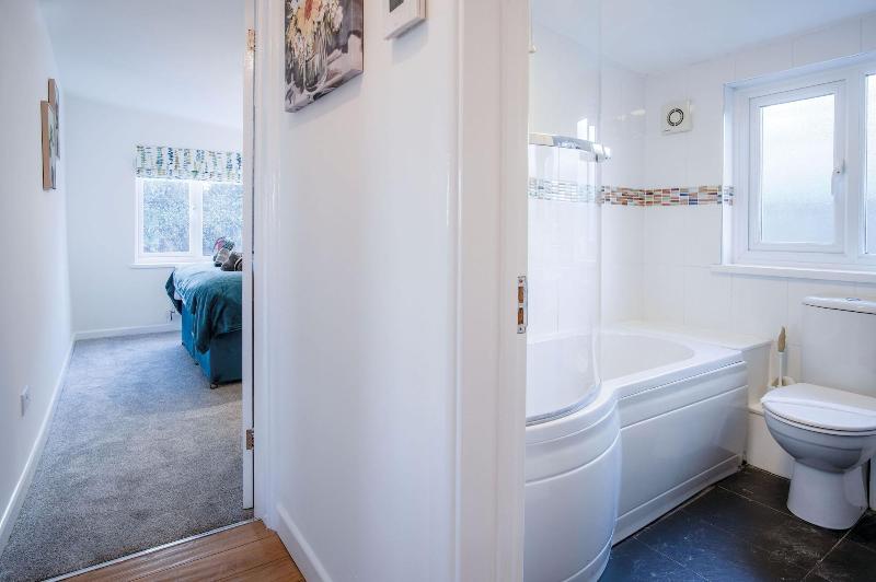 Anchor Well 2 Bedroom Ludchurch image