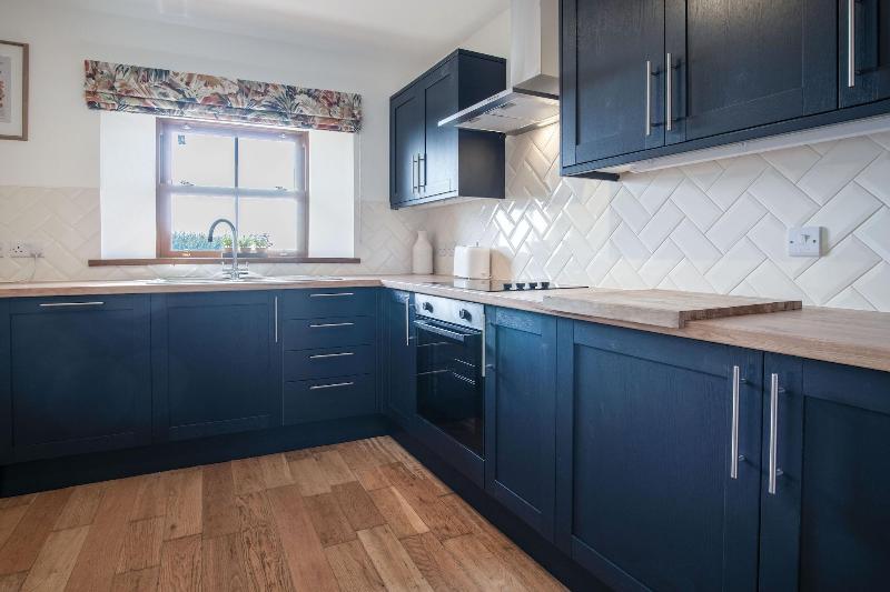 Anchor Well 2 Bedroom Ludchurch image