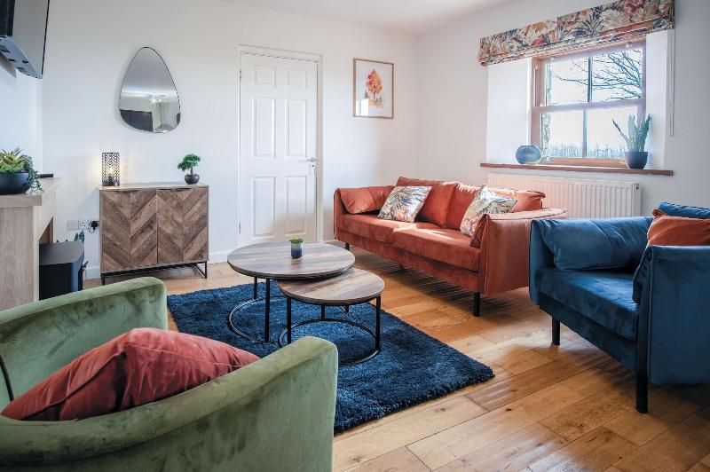 Anchor Well 2 Bedroom Ludchurch image