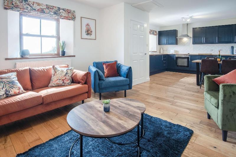 Anchor Well 2 Bedroom Ludchurch image