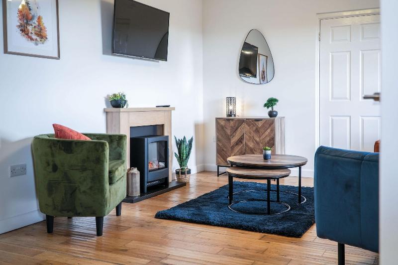Anchor Well 2 Bedroom Ludchurch image
