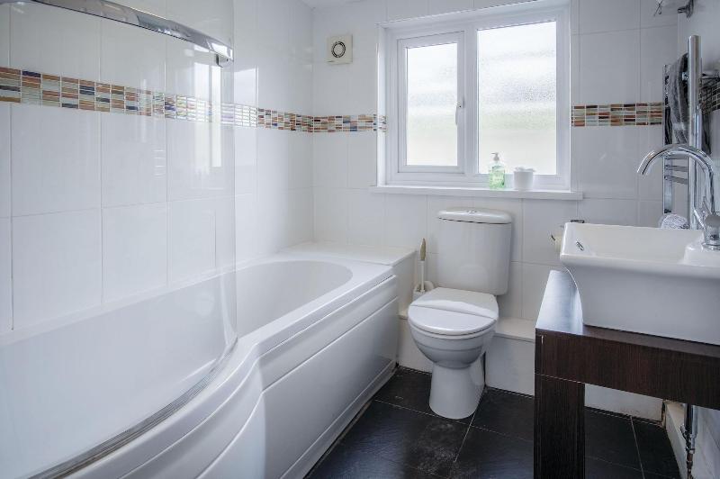Anchor Well 2 Bedroom Ludchurch image