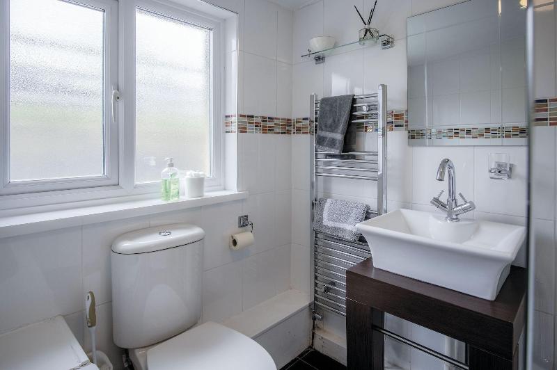 Anchor Well 2 Bedroom Ludchurch image
