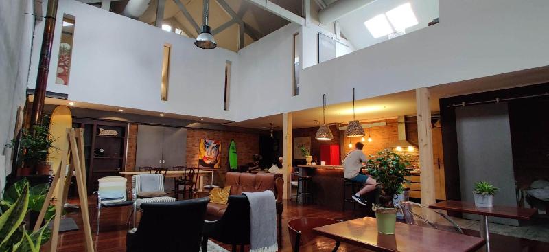 Caruma Surf Hostel Suites image