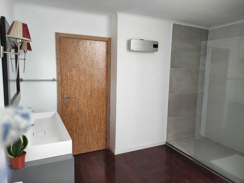 Caruma Surf Hostel Suites image