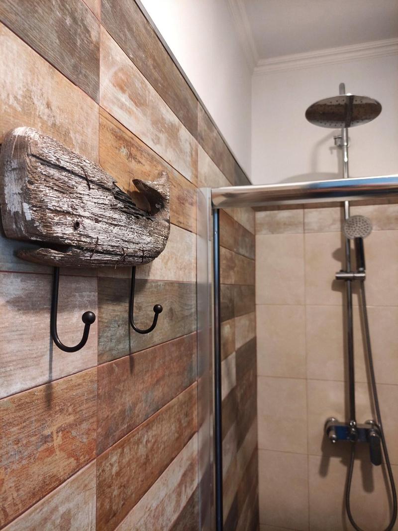 Caruma Surf Hostel Suites image